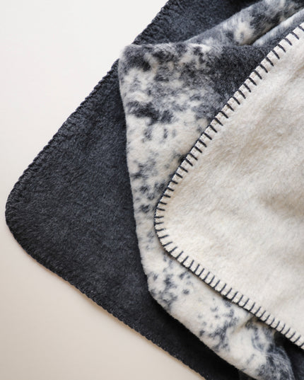 Georgia Iconic Image "Arch" Blanket